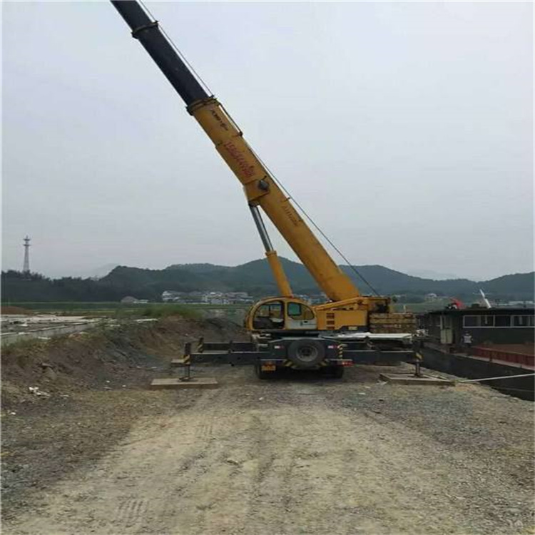 青州重型吊车租赁费用